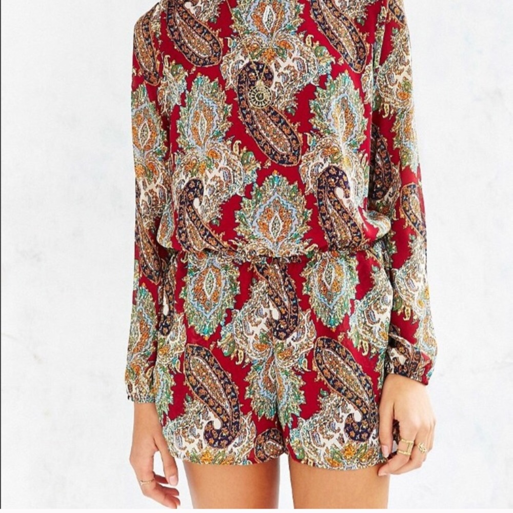 Urban Outfitters Romper- Luca couture, size med